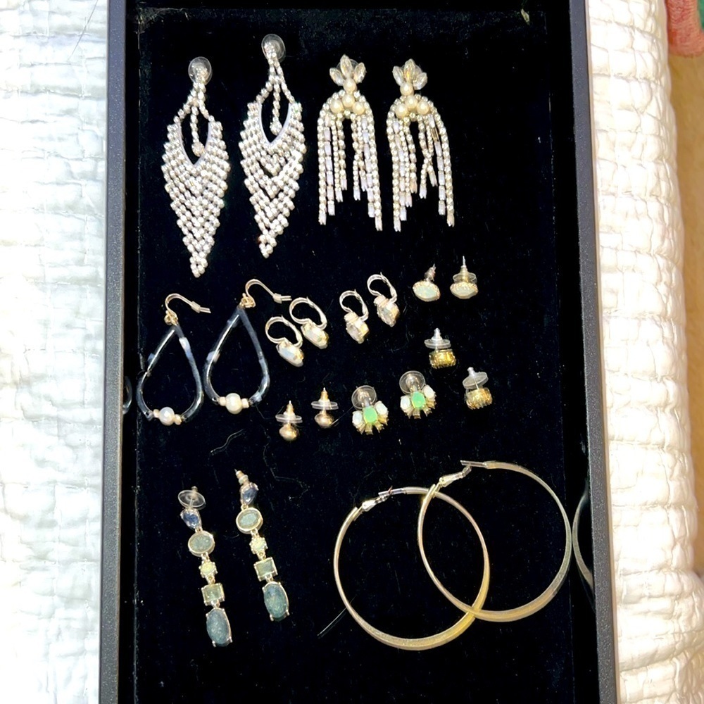 Jewelry Bundle. 11 pairs of earrings from various companies. All in EUC-GUC!